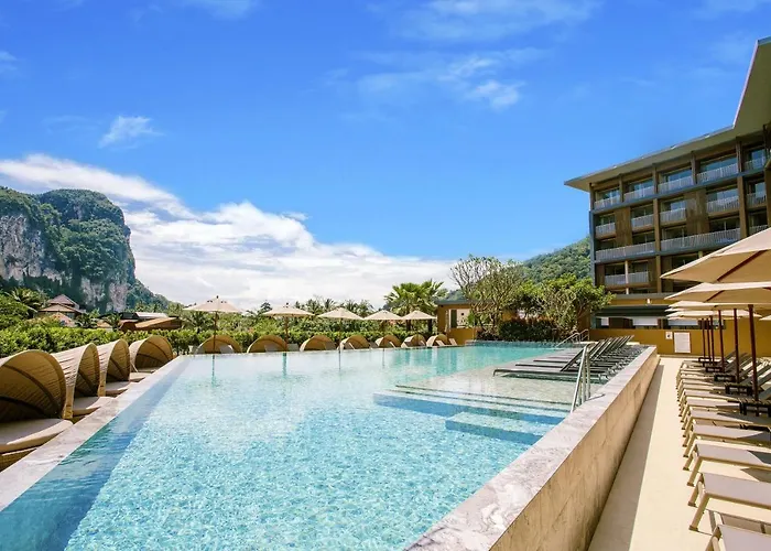 Ao Nang hotels near McDonald's