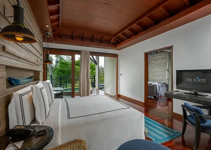 Ao Nang Hotels near Phuket Airport (HKT)