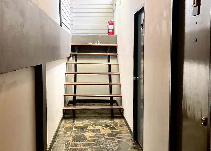 Phi Phi Inn