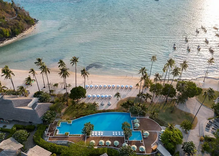 Best Phi Phi Don Hotels For Families With Kids near Ao Tonsai Pier