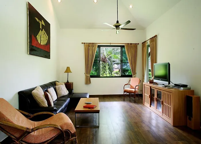 Pet friendly Villa Galanga 3 Bedrooms Plus Cottage Room Ao Nang