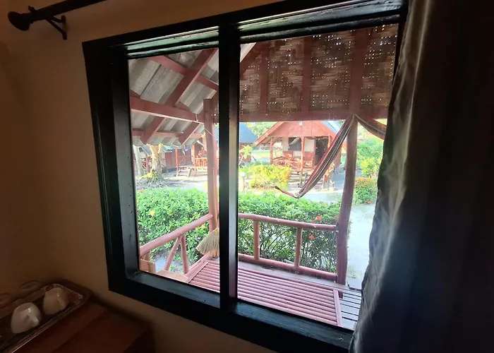 Koh Lanta Family Vacation Rentals