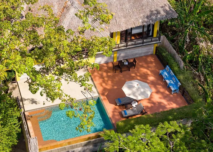 Phi Phi Don Beach hotels