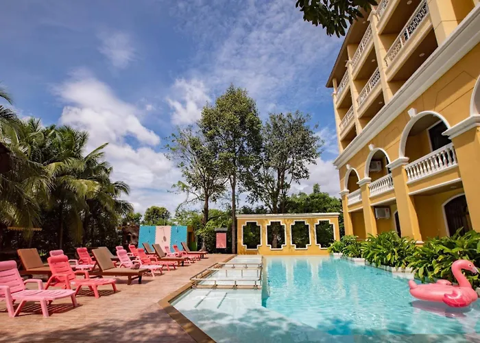 Krabi hotels near Mangrove boardwalk