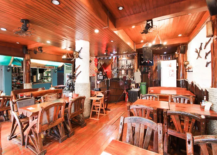 Oyo 1103 Pirates House Hotel Phi Phi Don