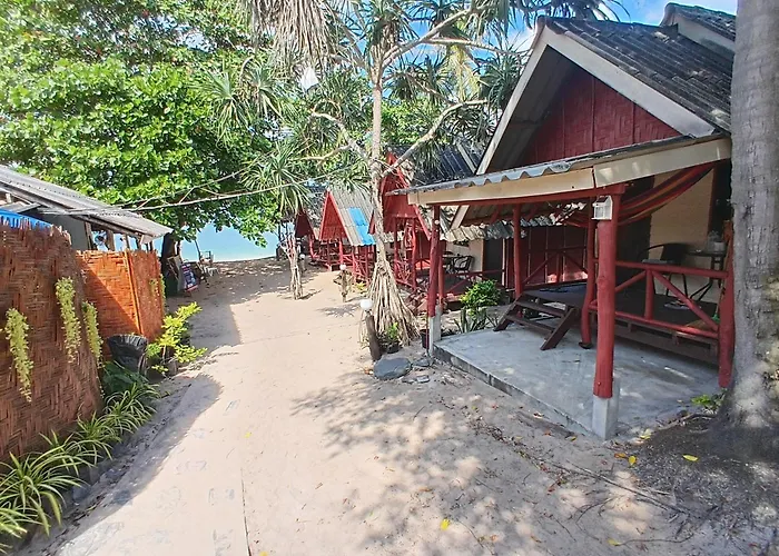 Breizh Cape Beach Bungalows Koh Lanta