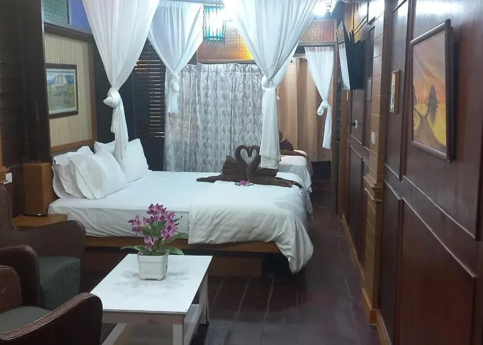 Mangrove House Lanta Old Town Hotel Koh Lanta