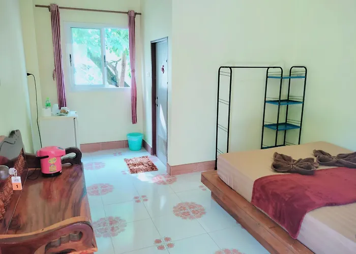 Lanta Orange House Hostel Koh Lanta