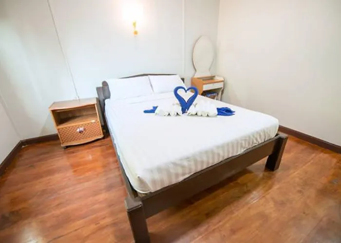 Pet friendly Selamat Lanta Resort Koh Lanta