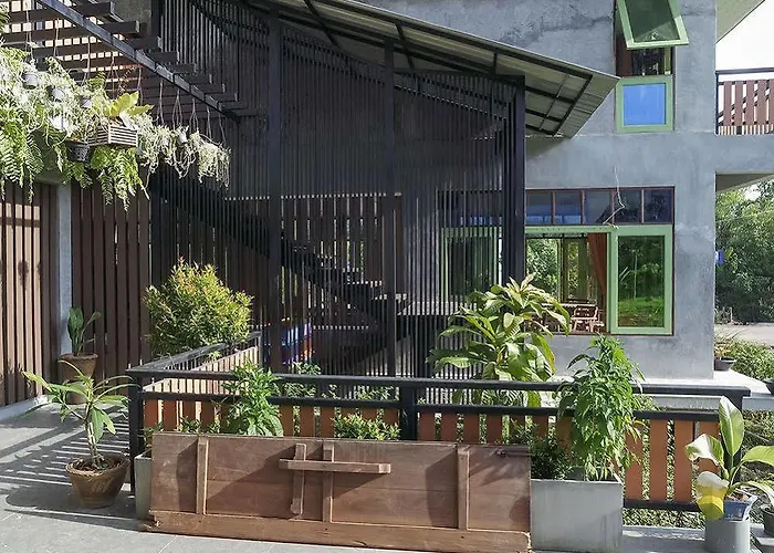 Pet friendly Andaman Lanta Old Town Hotel Koh Lanta