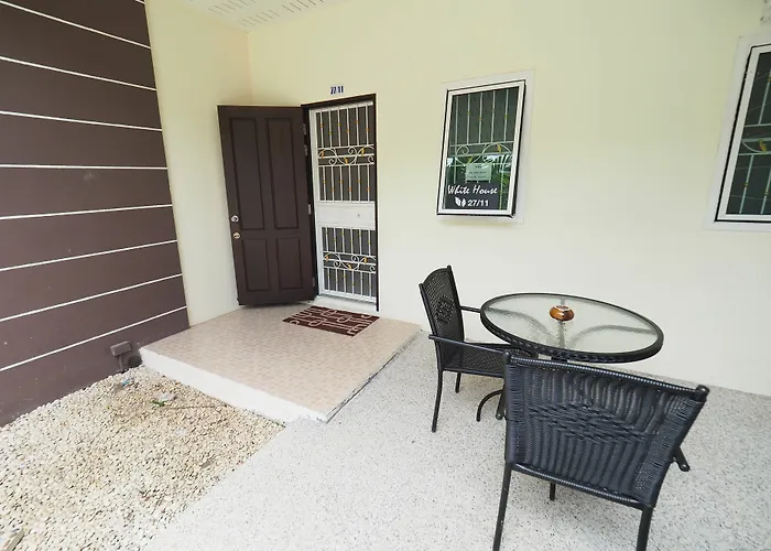 The White House Apartment Krabi