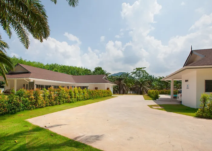 Pet friendly Villa Baan Lalle Pool And Spa Ao Nang
